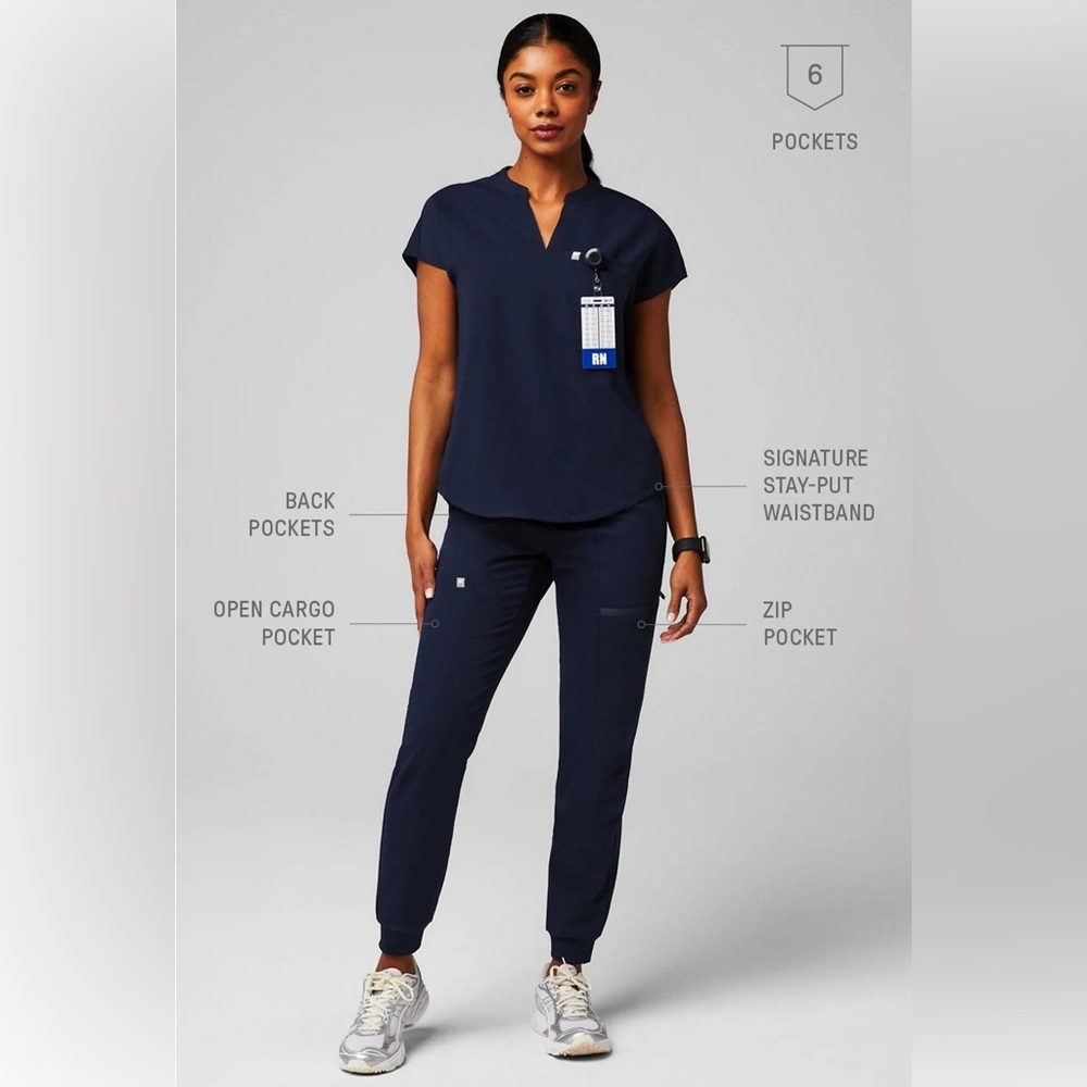 Fabletics On-Call Scrub Jogger - Picture 7 of 7